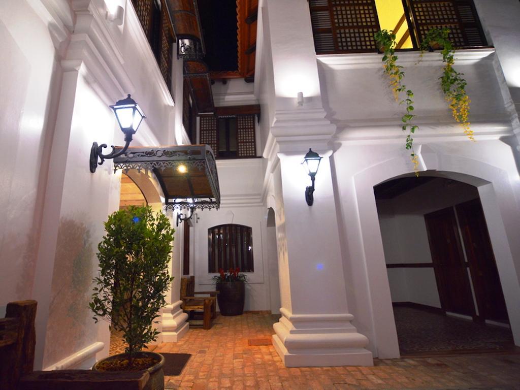 Hotel Veneto De Vigan Extérieur photo